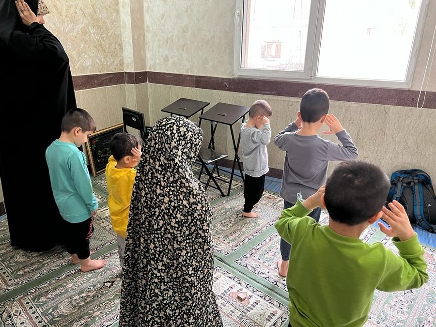 راه های تشویق کودکان به نماز خواندن