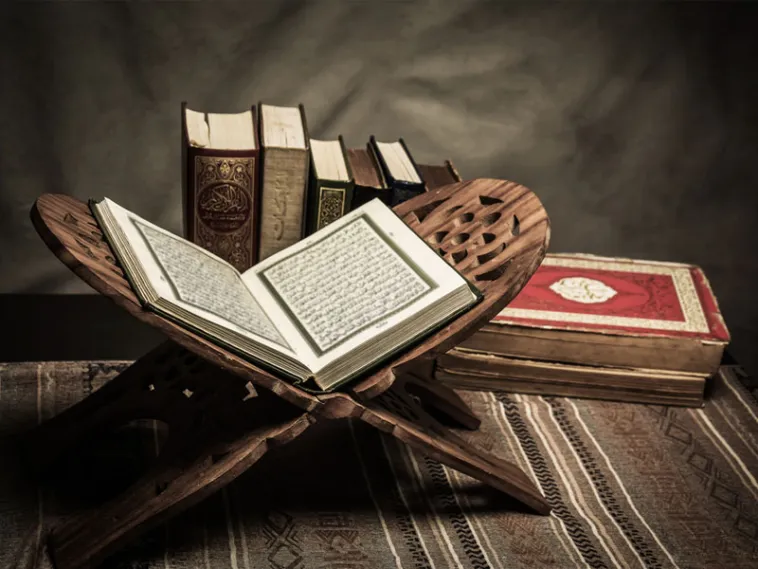 اهمیت قرآن در زندگی ما: راهنمای شناخت مقدس ترین کتاب اسلام